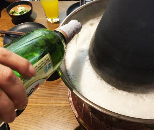 用铜锅吃火锅会更香吗,铜锅涮肉真的好吃吗