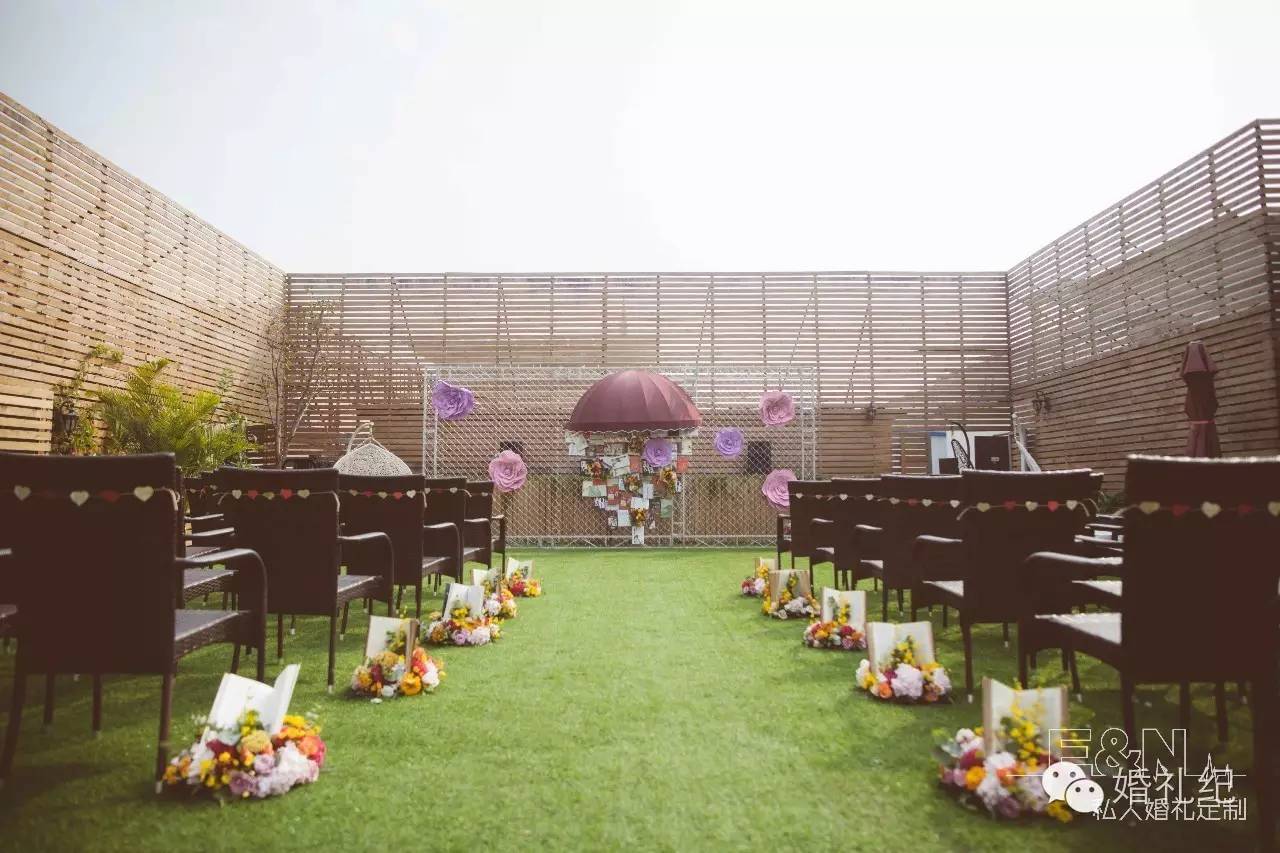 万众瞩目的婚礼,婚礼布置纱幔怎么做花球