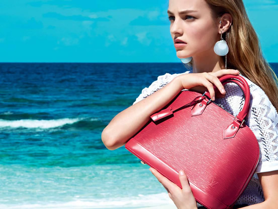 lv包怎么保养防发霉,lv包怎么保养和清洗视频教程