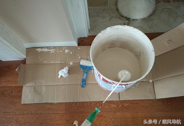 乳胶漆墙面逼死强迫症,乳胶漆墙面划痕怎么恢复