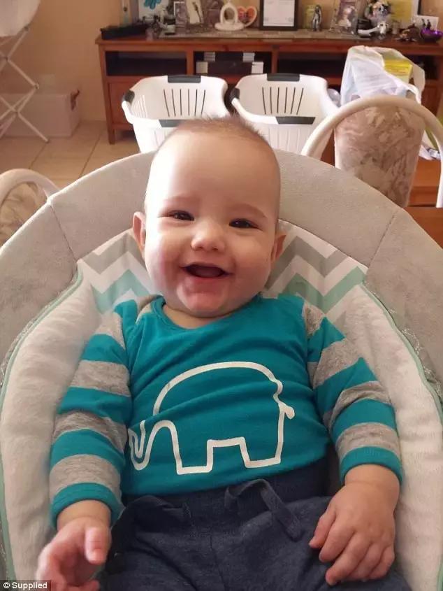 父母关注孩子生病的征兆,父母得知儿子染上这种病