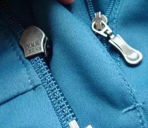 阿迪达斯boost怎么辨真伪,三叶草鞋阿迪达斯怎么辨别真伪