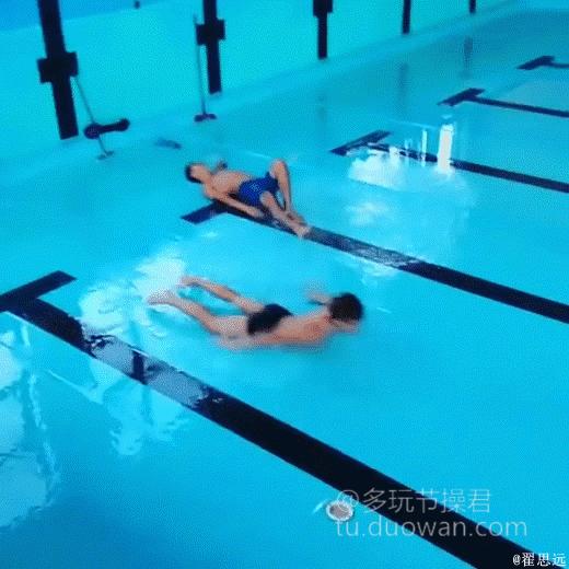 爱情搞笑动态图片,爱情搞笑动态图