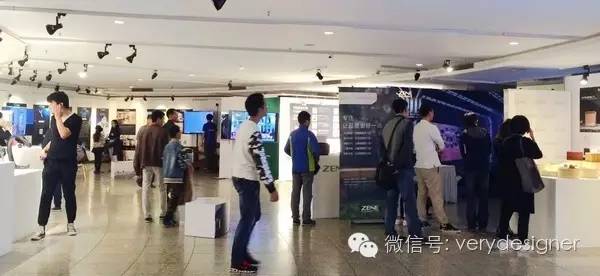 展览回顾“绿色人居智慧生活”主题展室内展区