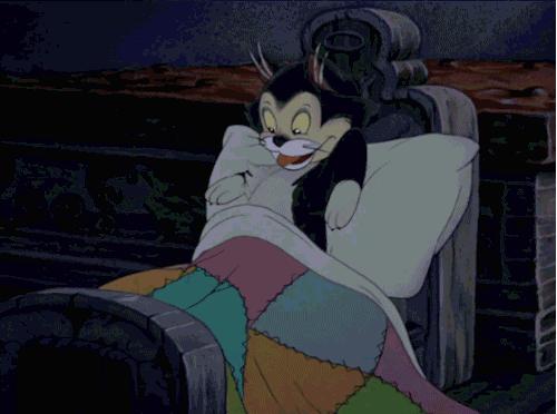 这种枕头爬出上千只虫,这种枕头大家都爱用