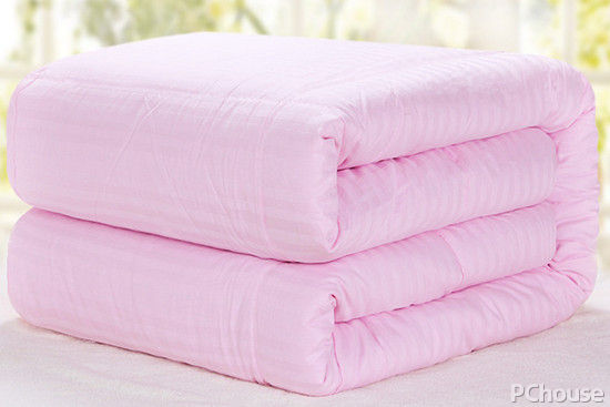 蚕丝被有什么好处怎么洗,蚕丝被的好处和功效怎么保养