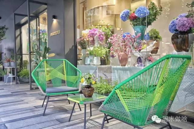 厉害了!魔都这条路上的面包比Farine好吃，梧桐比武康路还美