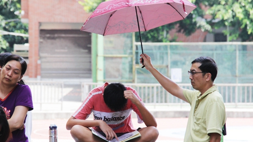 捞干货|渣男第一名：妈妈fan！我们把他抓出来你记得远离他