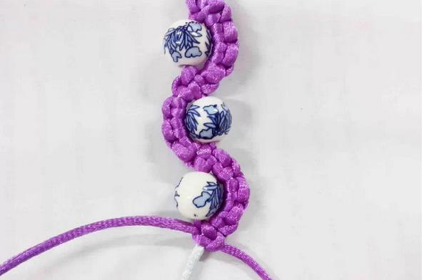 双向平结手链教程,平结手链怎么收尾