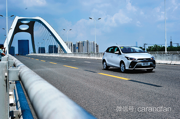 试驾丰田致炫x2022款,试驾广汽丰田新款致炫