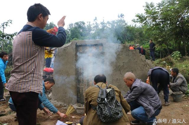 明兵攻破海龙屯奶妈冒险救出杨寿松　杨氏后人为恩太祖穆氏立碑