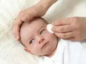 新生儿护理关注事项视频,新生儿护理1-15天的关注事项