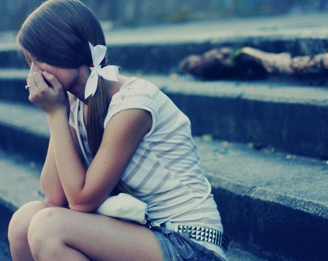 跟没有血缘关系的表哥谈恋爱,爱上表哥心理有问题吗