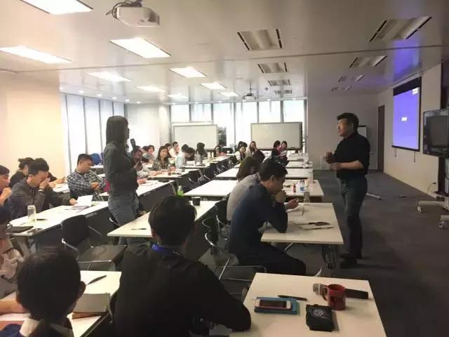 卡西欧美图拍照手机,美图手机和卡西欧