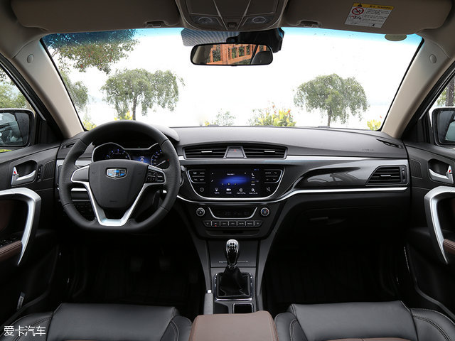 吉利帝豪2017款百万向上互联版,吉利帝豪百万款测试