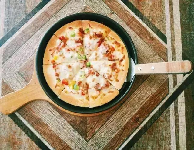 你在家吃泡面，我在多瑞小镇和狮子共进午餐。