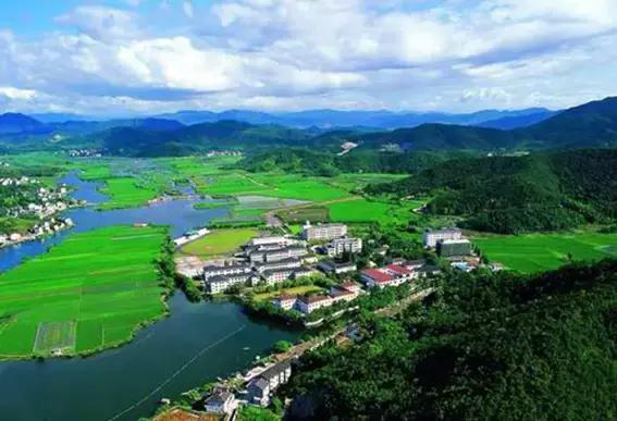 边远山区最穷学校,穷乡僻壤学校