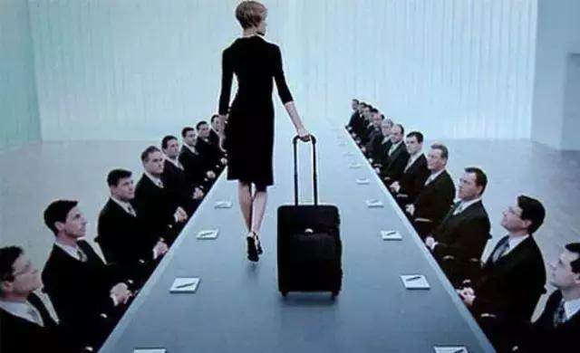 有娃的女人还能吸引异性吗,有娃的女人照样潇洒