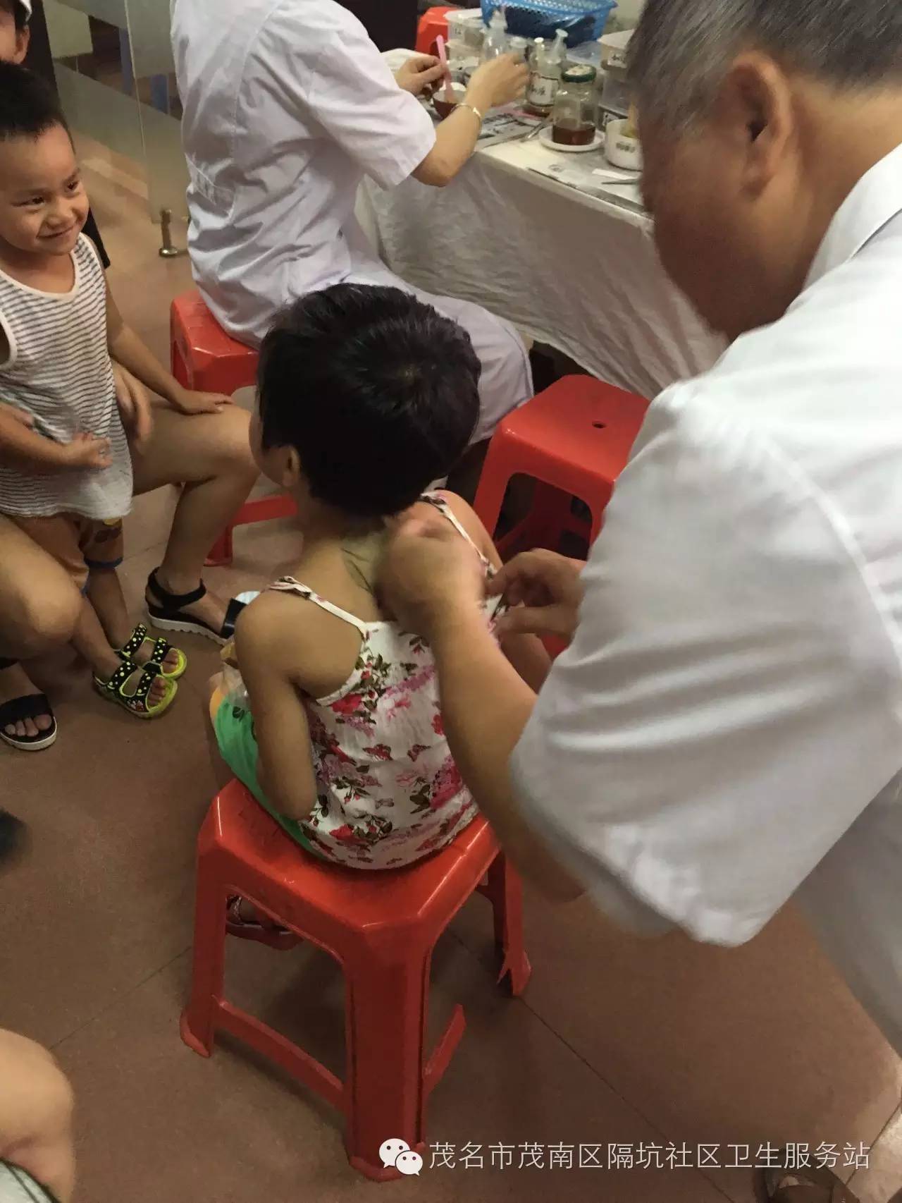 三九天灸疗法视频,三九天灸