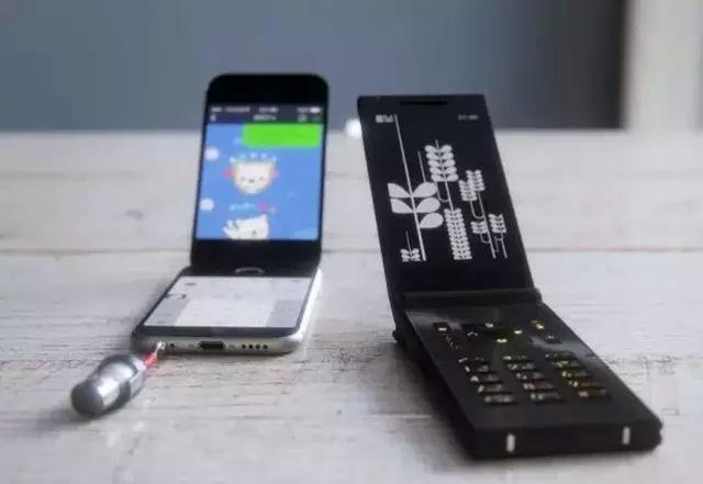 苹果翻盖手机2022新款 (苹果手机出过翻盖手机吗)