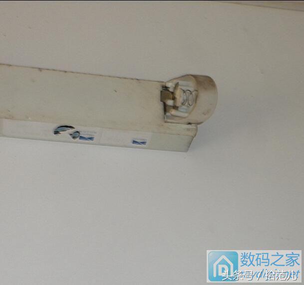 日光灯支架坏了怎么修理,日光灯支架安装图解