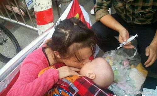 一岁宝宝被痰堵住呼吸不畅,宝宝突然呼吸困难是怎么回事