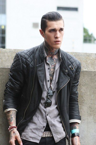 皮夹克又Man又有型，跟超会穿的酷boy学学如何穿搭