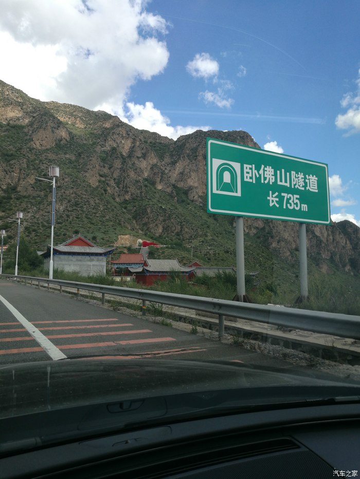 奥迪a6l2016款30fsi舒适型实拍,2016款奥迪a6l评测1.8t用车感悟