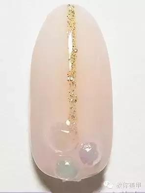 不会美甲想开美甲店,不会打扮怎么学打扮