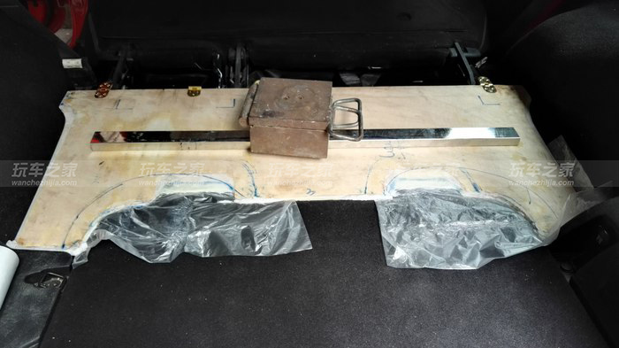 两门牧马人改床车座椅,牧马人改折叠床