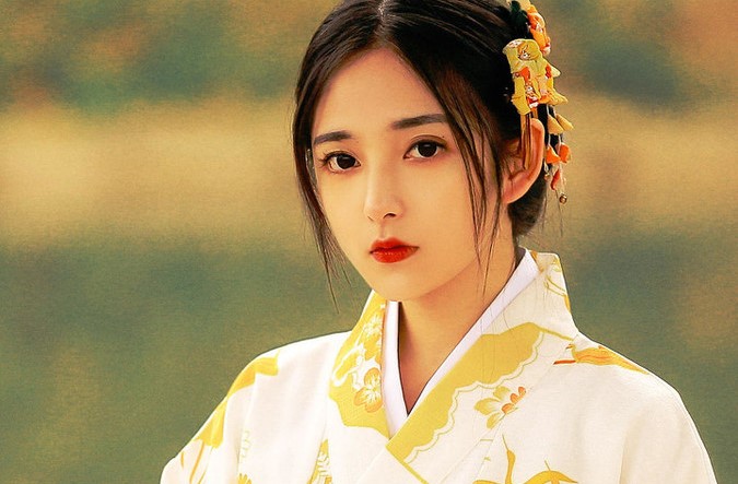 小说：小伙淘古董，奸商自称手上的商代铜钱能养阳气，他：骗谁呢