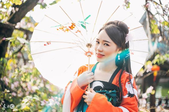 小说：只因给人一药方，老板就拉了满车的物品来感谢。