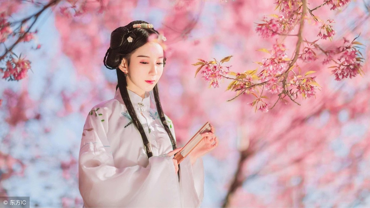 灏忚濂规槸濡傛缁濊壊绔犺妭闃呰,灏忚濂规槸濡傛缇庝附