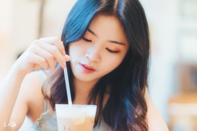 小说：面对名贵蛇胆，众人一脸茫然，这小女孩却道：我知道怎么用