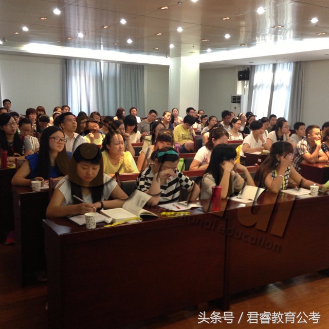 陕西省社区工作者今后的前途,陕西社区工作者待遇最新政策