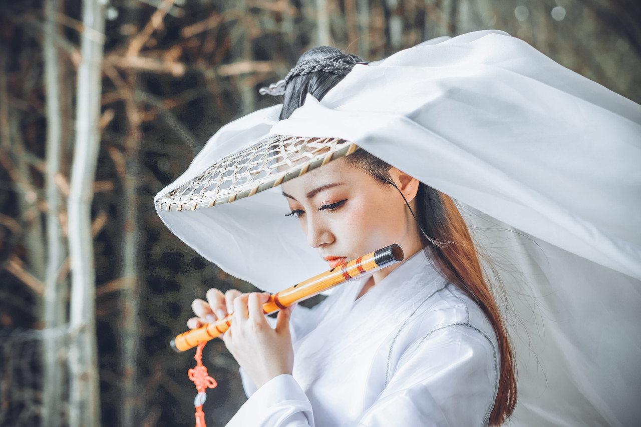 小说：老道士修为通天不爱享清福，偏爱下山跟着土匪去劫财