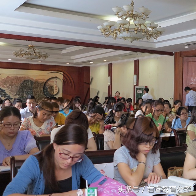 陕西省社区工作者今后的前途,陕西社区工作者待遇最新政策