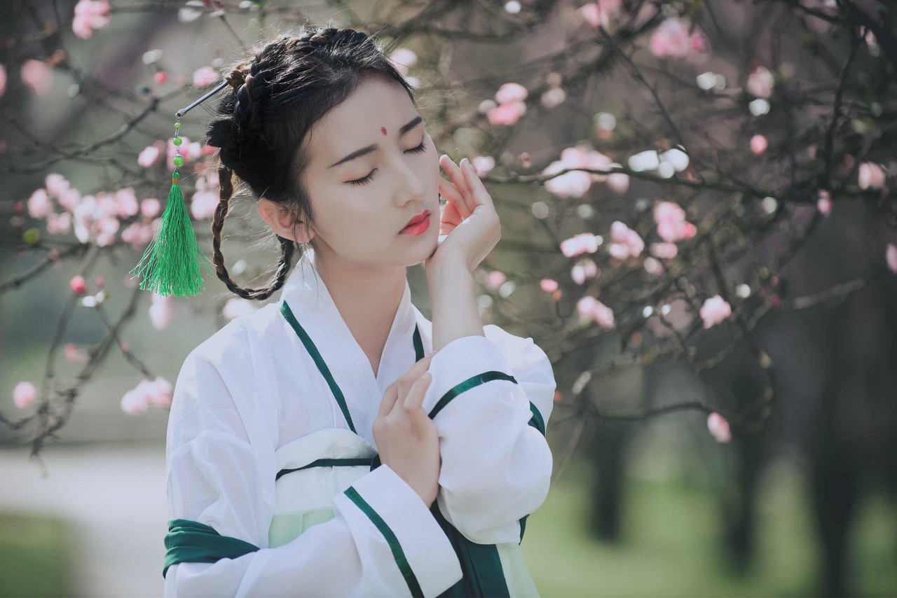 小说：喜欢永远不会喜欢你的人，用伤害别人却自以为是守护着爱情