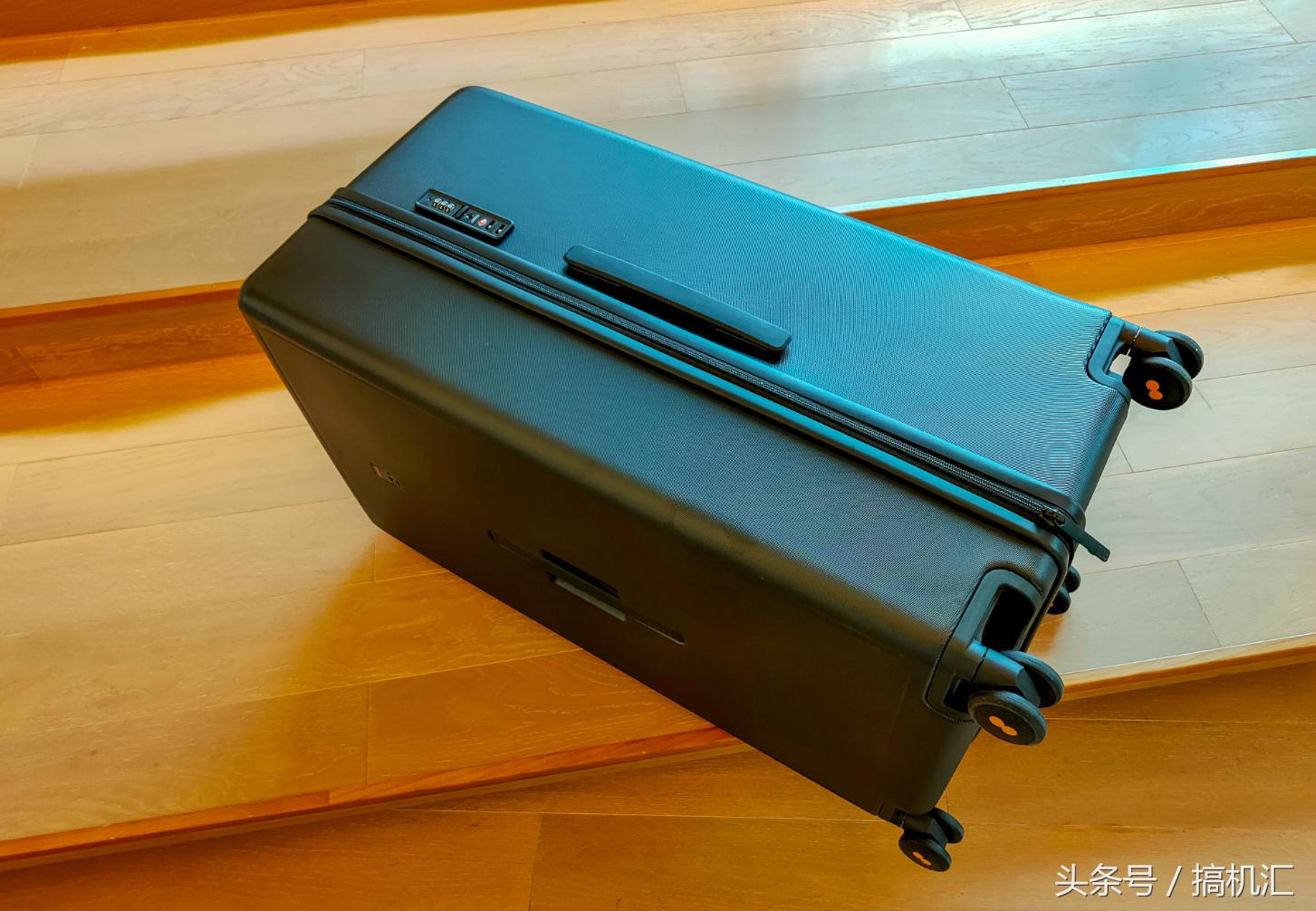 level8行李箱大旅行家,level8行李箱一千多的