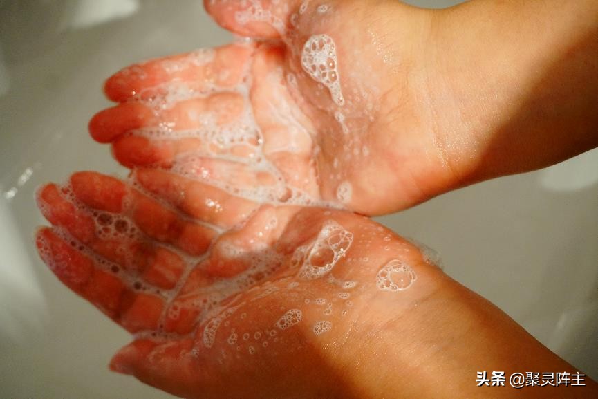 洗发水推荐控油蓬松去头皮屑男生,男士洗发水排行榜第一名去屑止痒