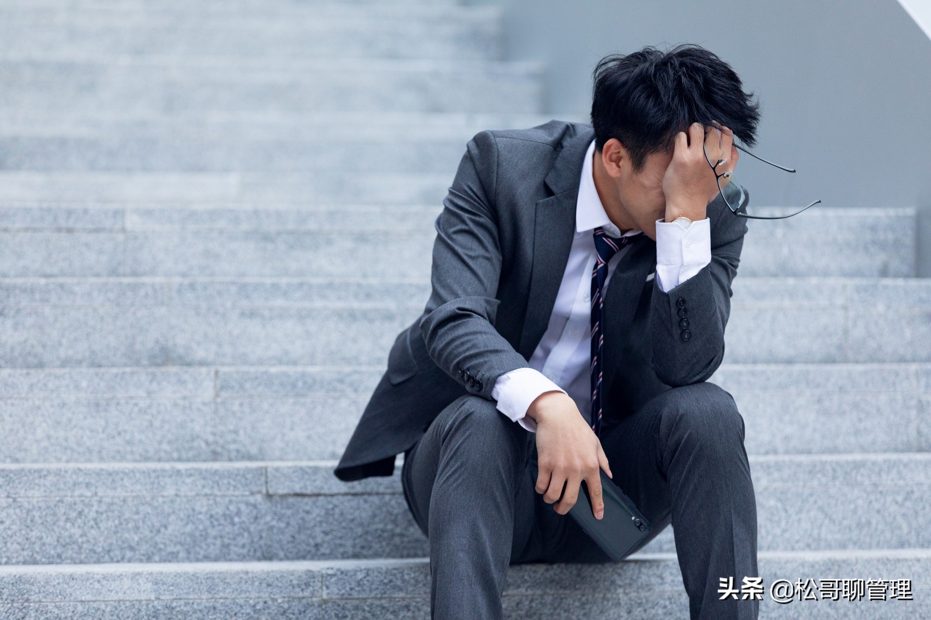 失业了找不到工作在家咋挣点钱,失业了找不到工作工资不够怎么办