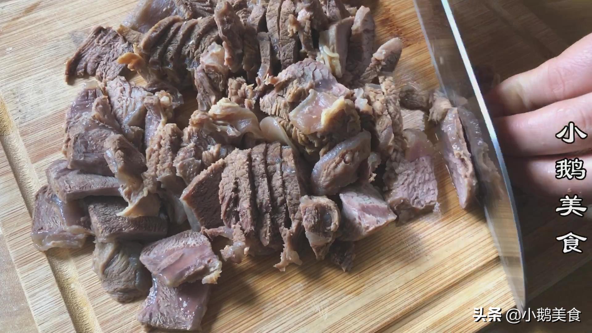 原来牛肉干做法这么简单，按照这个配方做，香辣有嚼劲，太好吃了