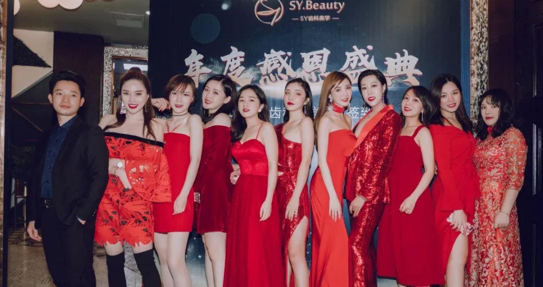 李鸣琴｜荒废5年，如何摇身一变霸道女总裁