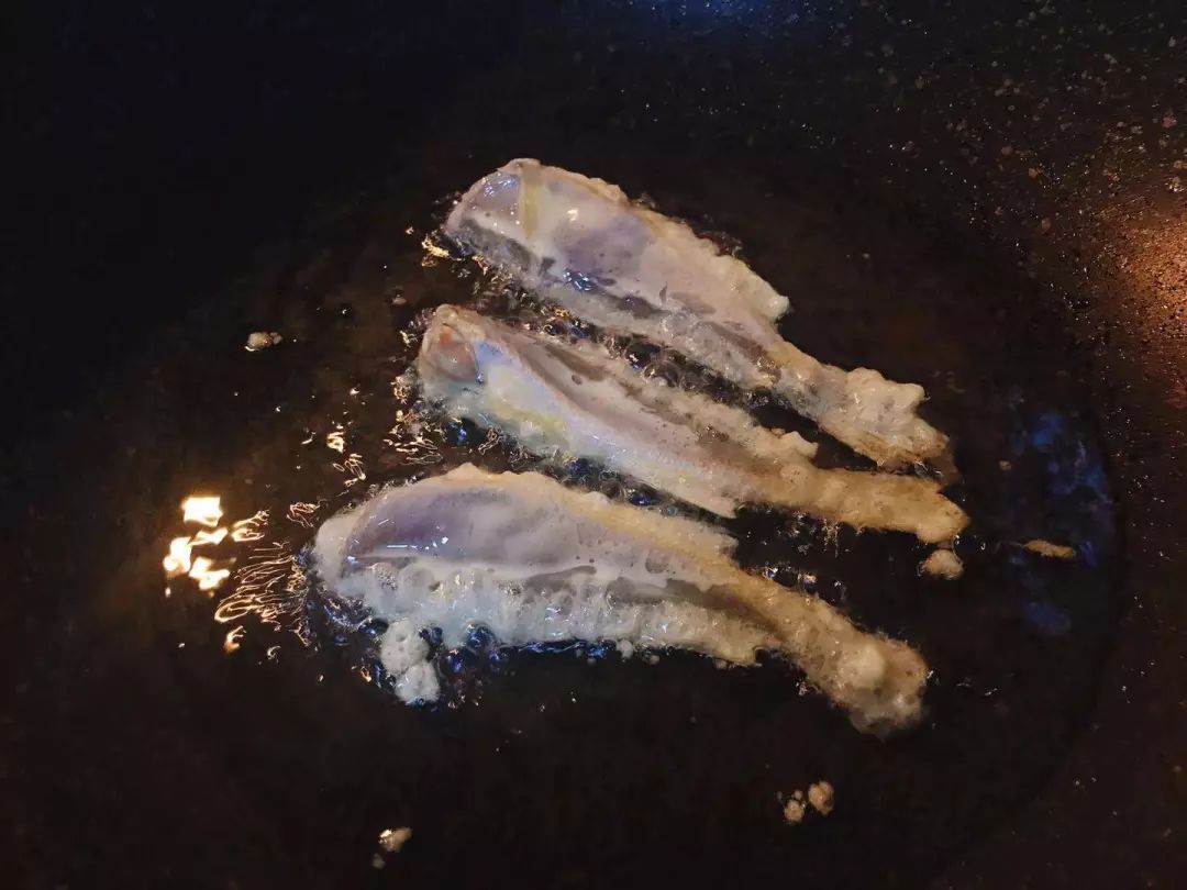 炸鸡裹粉和面粉有区别吗,炸鸡裹粉有没有问题