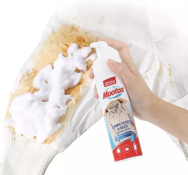 脏羽绒服真的可以一喷去污吗,羽绒服上的毛领脏了正确洗涤方法