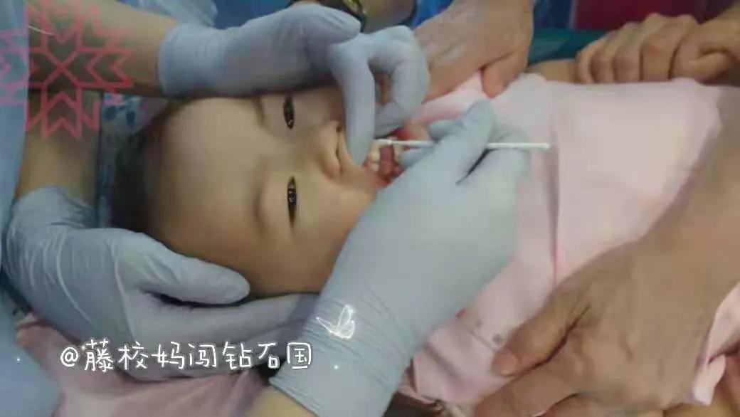 姚晨的牙齿怎么回事,姚晨育儿全过程