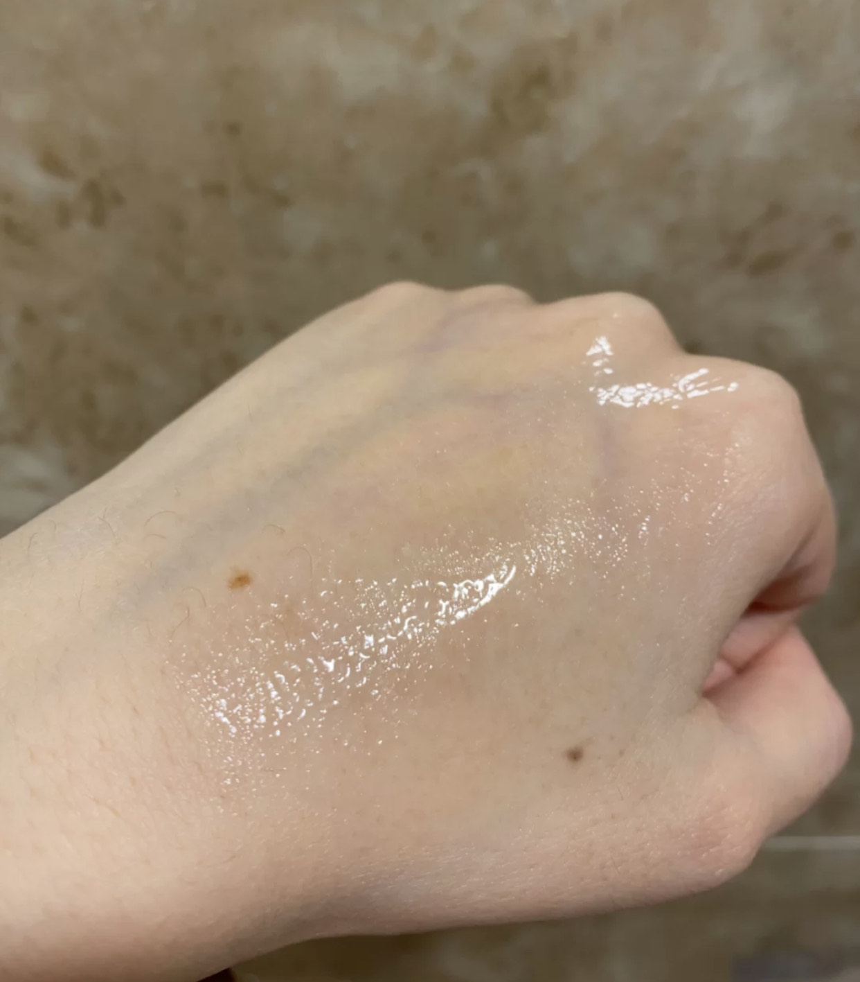 25到30岁用什么精华比较好,适合30岁以上女人的抗老精华