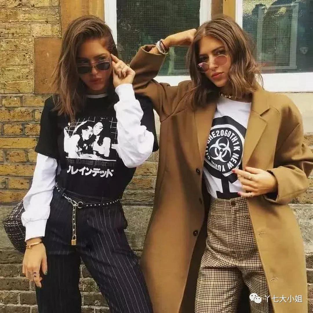 夏季衬衫和t恤叠穿方法,学t恤叠穿混搭法