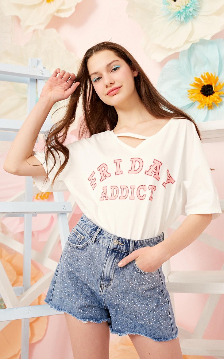 牛仔短裤最火穿法女,腿短牛仔短裤怎么穿