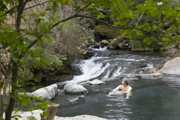 外行去别府，内行来黑川：置之死地而后生，九州最好玩的温泉街
